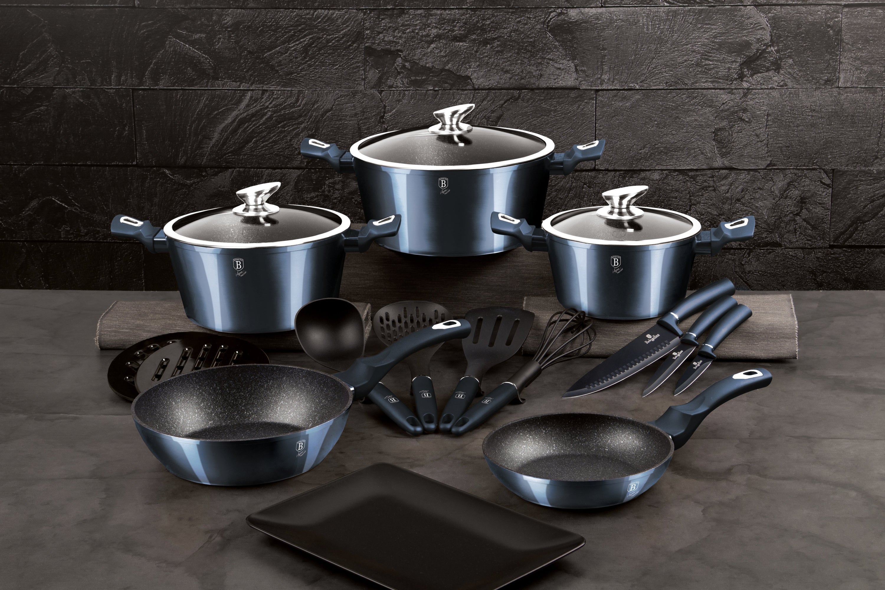 17-Piece Cooking Set