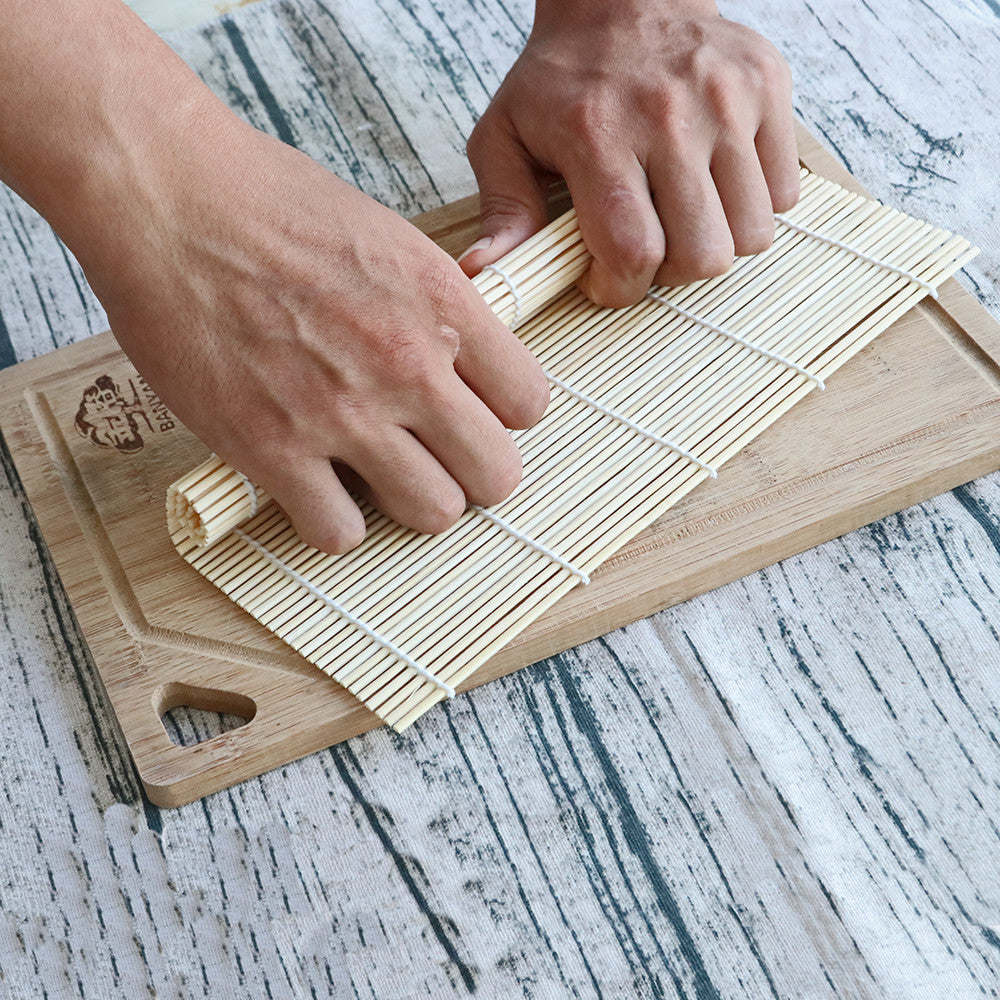 Sushi Rolling Mat Set